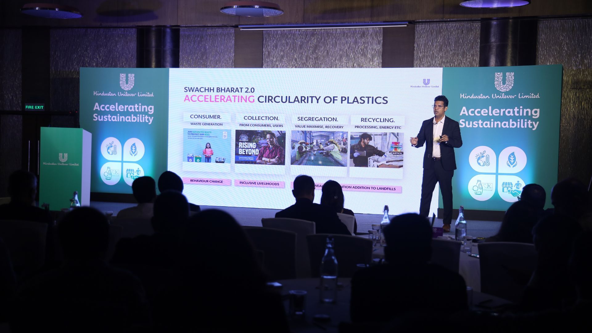 Sashidhar Vempala presenting at HUL's 2024 'Accelerating Sustainability' event.