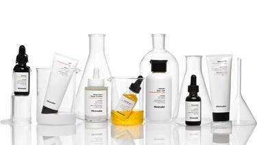 Product range of the Minimalist brand.